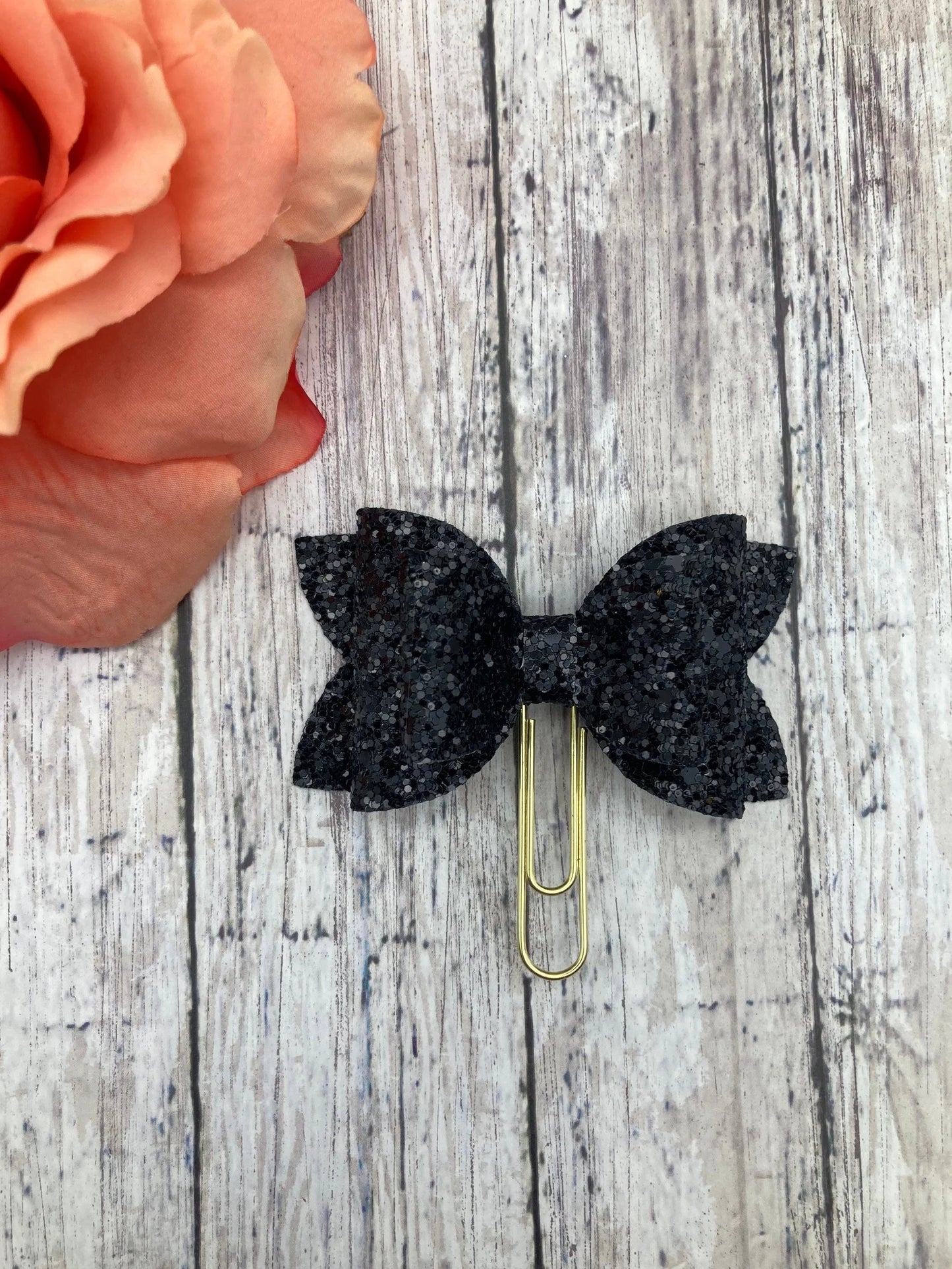 SCARE ME FOR HALLOWEEN PAPER CLIP BOWS
